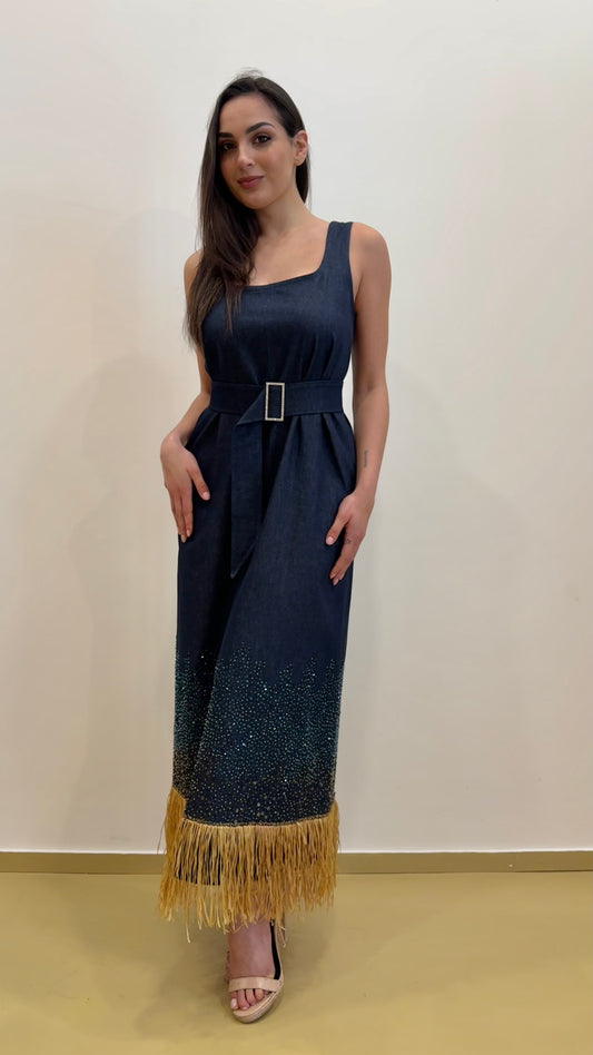 Abito in denim con dettagli gioiello e frange